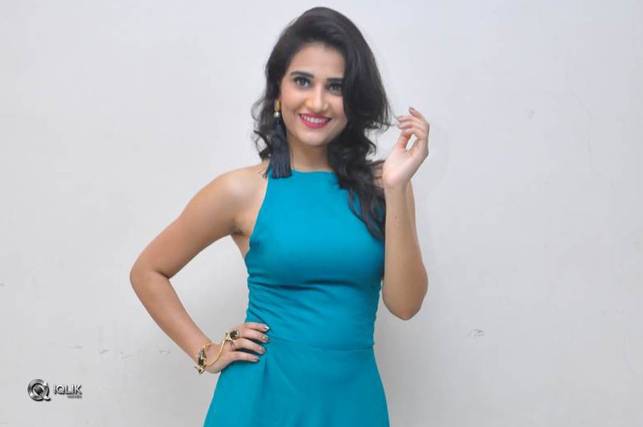 Priya-Singh-at-Manasainodu-Movie-Audio-Launch